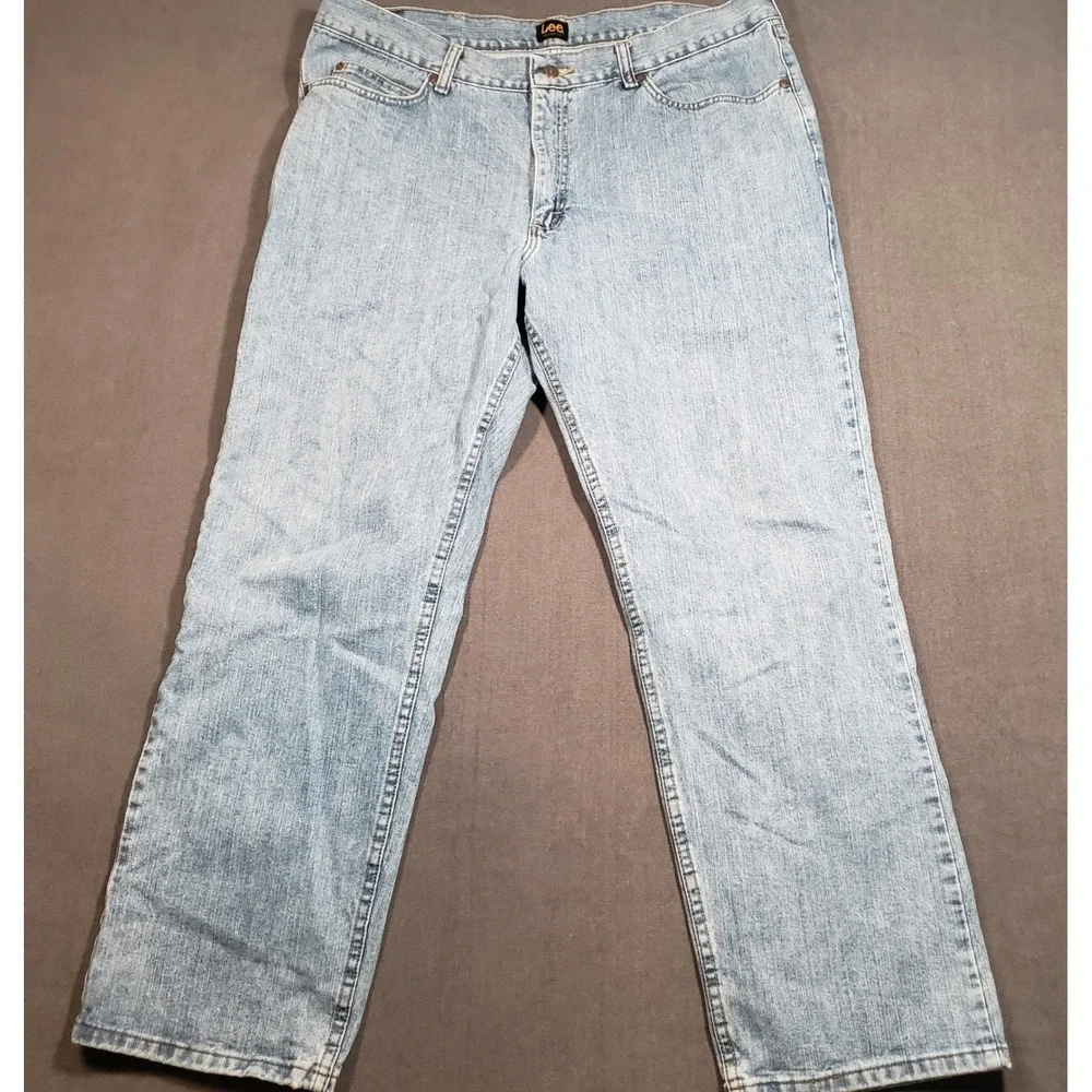Lee Relaxed Fit Jeans Mens 40x32 Light Wash Blue Denim Straight Leg 2055549